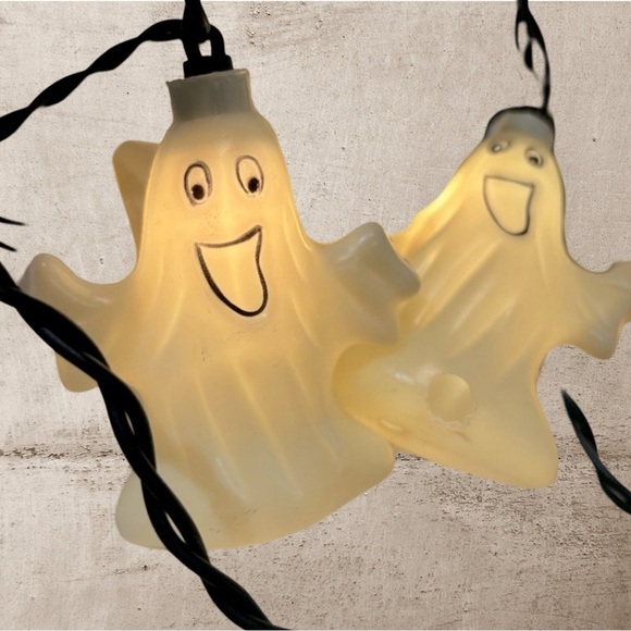Vintage 90s Plastic‎ Light Up Halloween String Happy Ghost Lights - Picture 2 of 6
